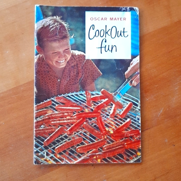Oscar Meyer Cook-Out Fun cookbook - Picture 1 of 3
